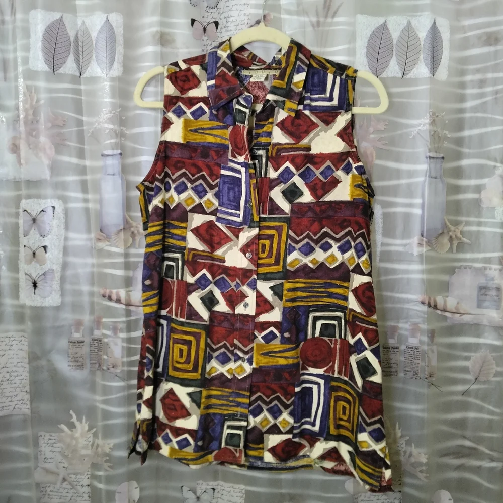Vintage New York Studio Sleeveless Silk Button Up Top Size Medium Good Used Con